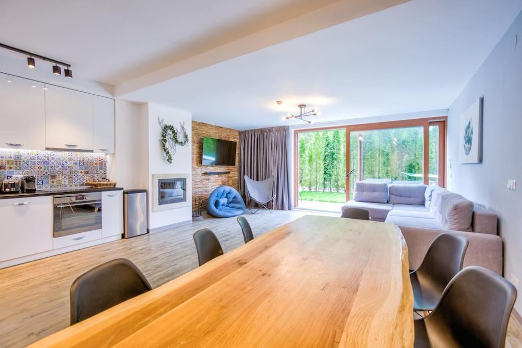 Splendor 3 Bedroom Flat In Silver Mountain Пояна-Брашов Экстерьер фото